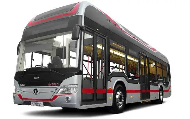 Staff passenger buses for worker transport in Abu Dhabi